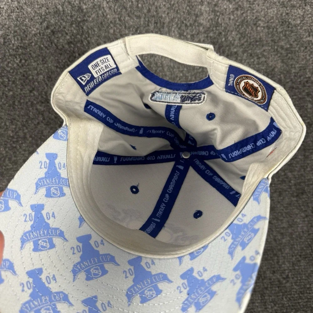 New Era NHL Tampa Bay Lightning Stanley Cup Champion 2004 Vintage Hockey Hat